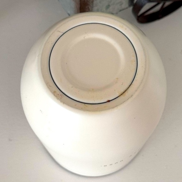 Rae Dunn by Magenta Artisan Collection “Hello Spring” Insulated Metal Cup w/Lid - Picture 4 of 4